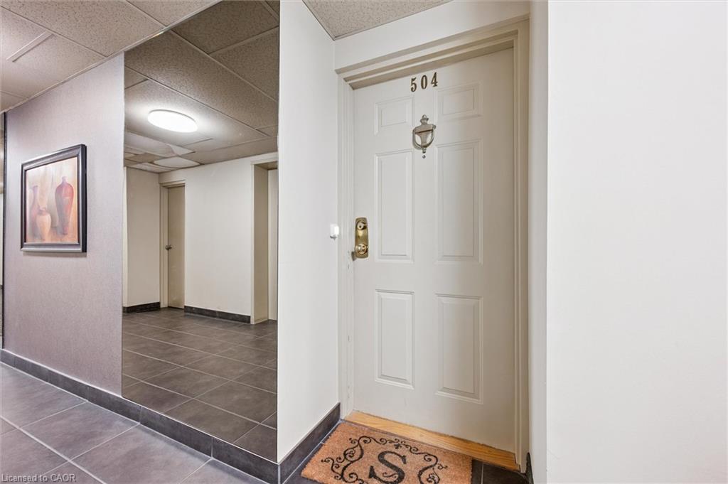 Additional image 5 of 504-300 Keats Way, Waterloo, ON, N2L 6E6