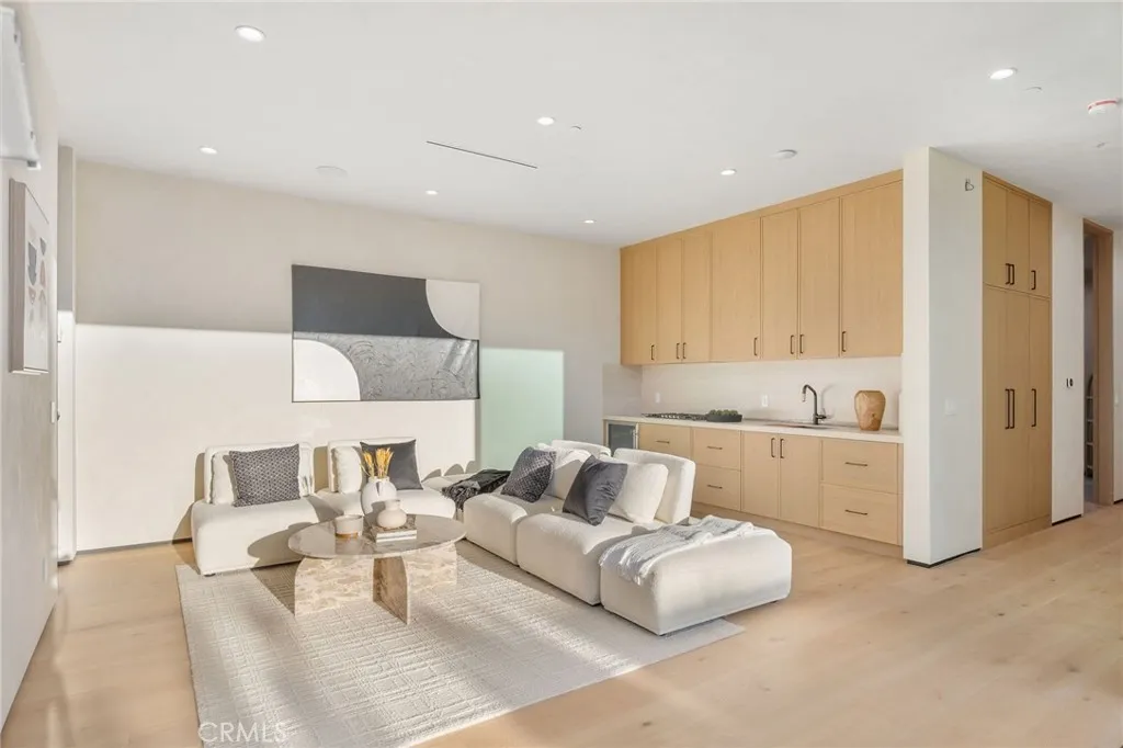 Additional image 111 of 15447 Huston St, Sherman Oaks, CA 91403