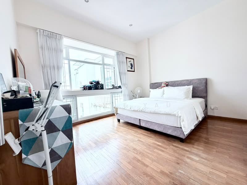 50 Hume Avenue photo 4