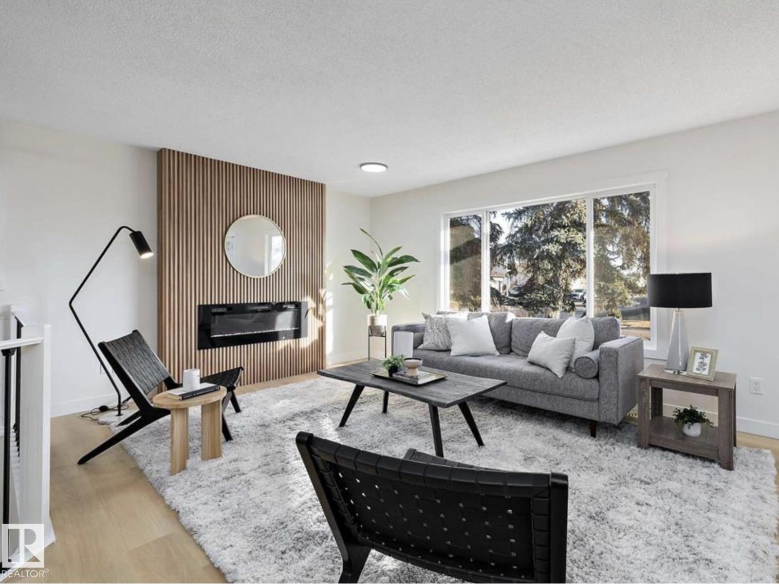 14736 122 ST NW