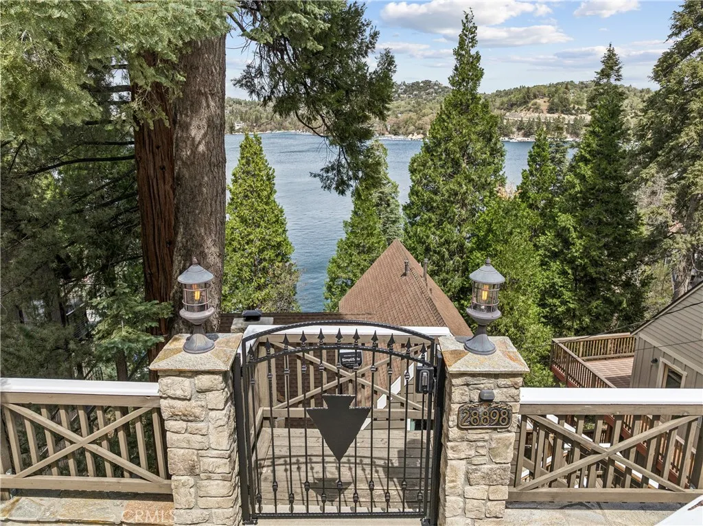 Additional image 83 of 28898 Palisades Dr, Lake Arrowhead, CA 92352