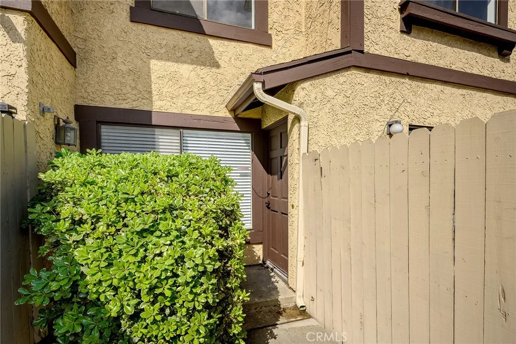 Additional image 31 of 8601 Sunland Boulevard Unit 5, Sun Valley, CA 91352