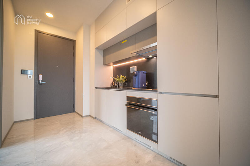 1 Meyer Place photo 3
