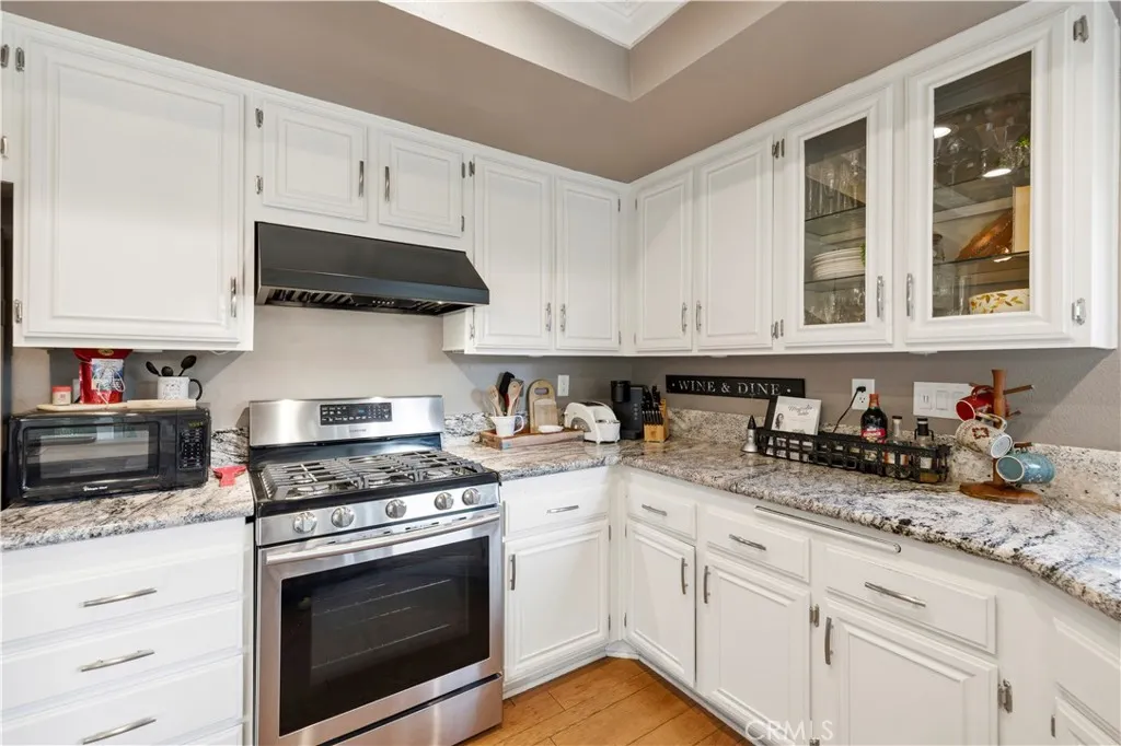Additional image 100 of 25547 Via Impreso, Valencia, CA 91355