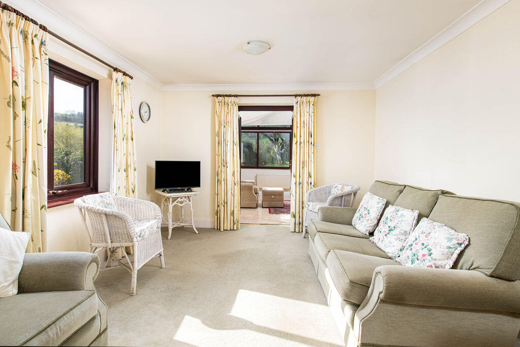 Additional image 6 of Kinber Close, Weston