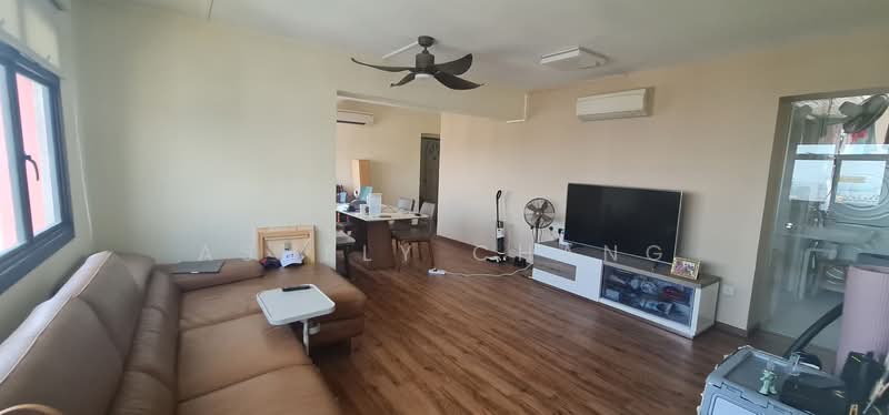 815 Jellicoe Road photo 5