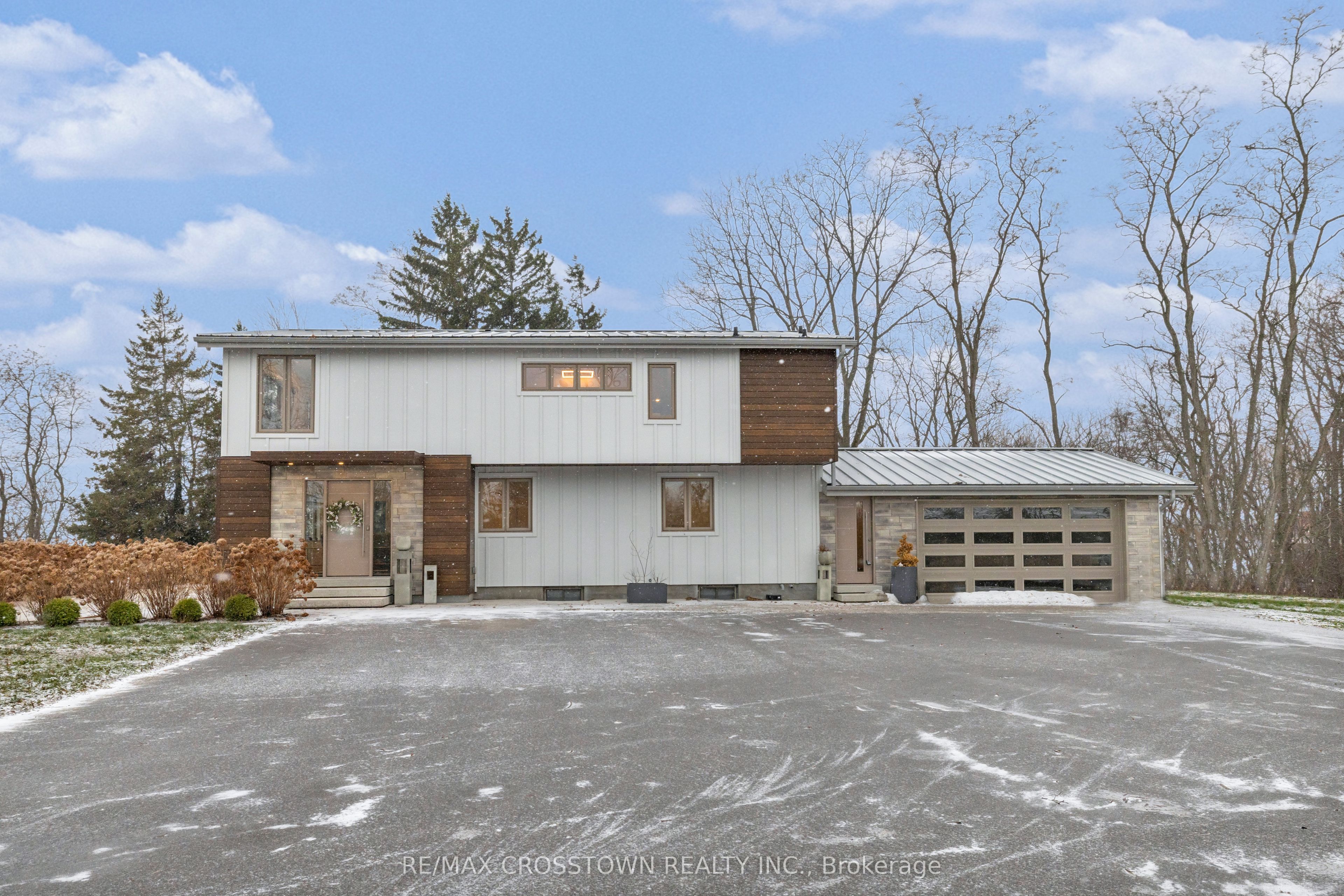 434 Front Road, Norfolk, ON, N0E 1P0