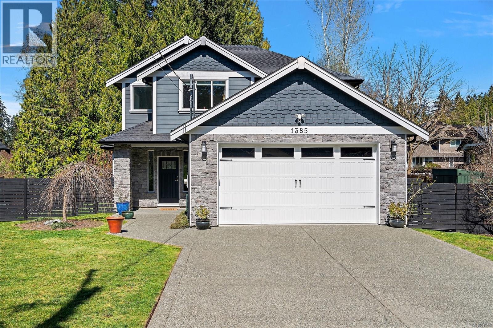 1385 Hutchinson Rd