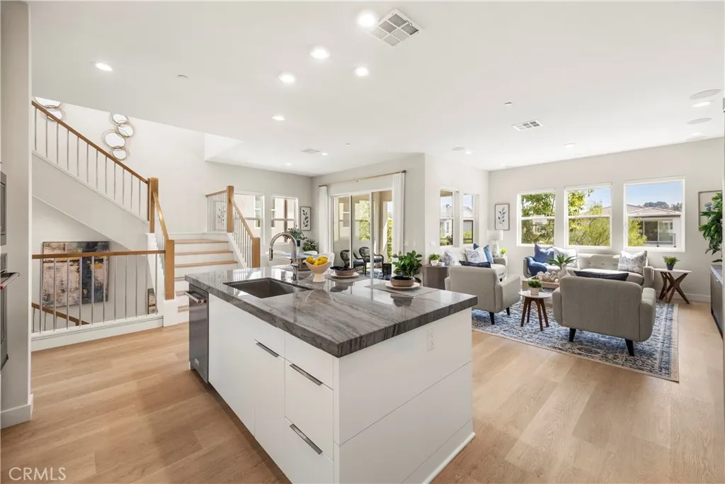 Additional image 118 of 130 Pin Lane, Lake Forest, CA 92630