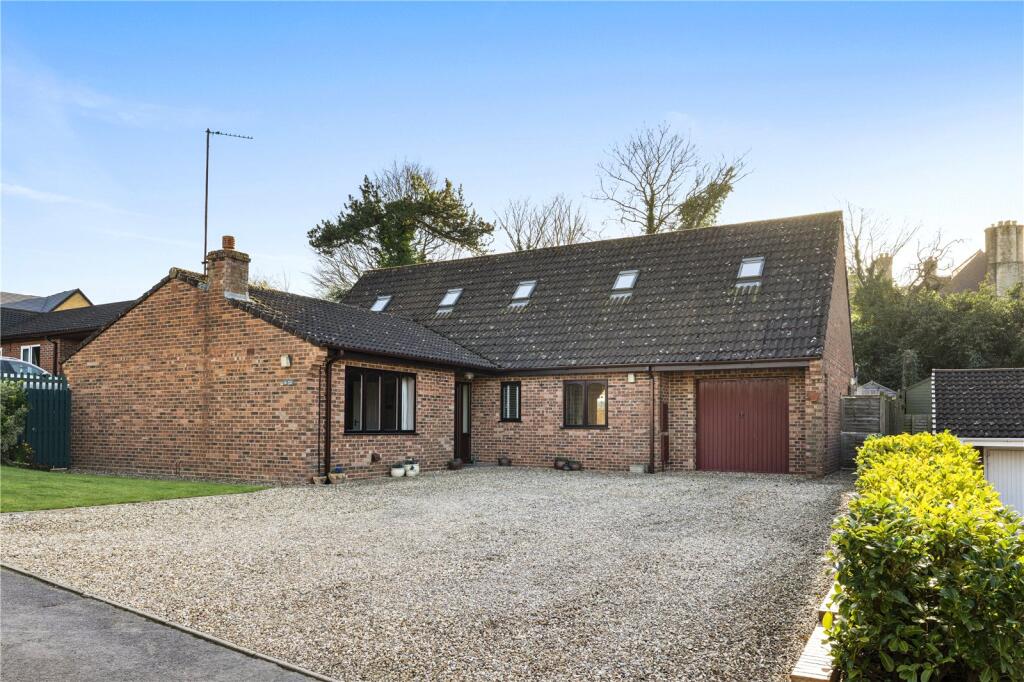 Leigh Close, Westbury