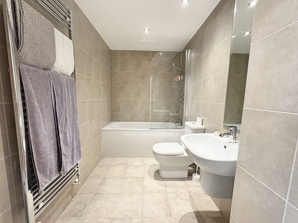 Additional image 17 of 2 bed flat for saleRichmond Walk, Plymouth PL1