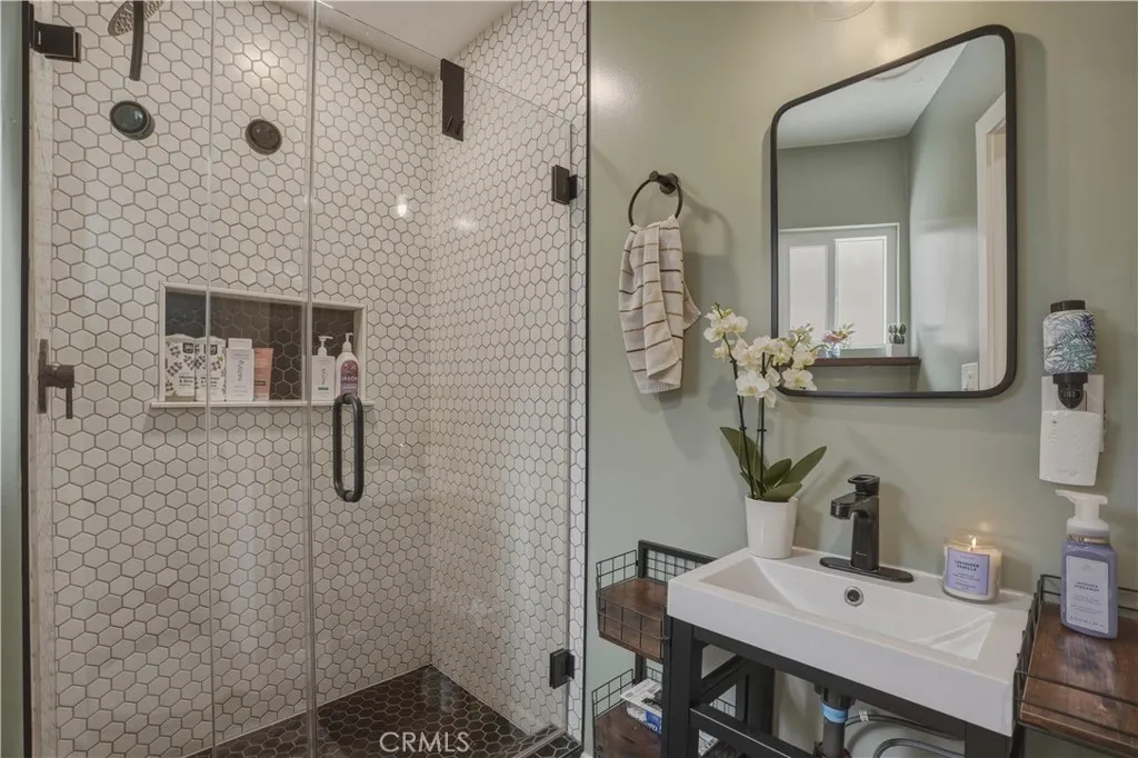 Additional image 29 of 4231 Division St, Los Angeles, CA 90065