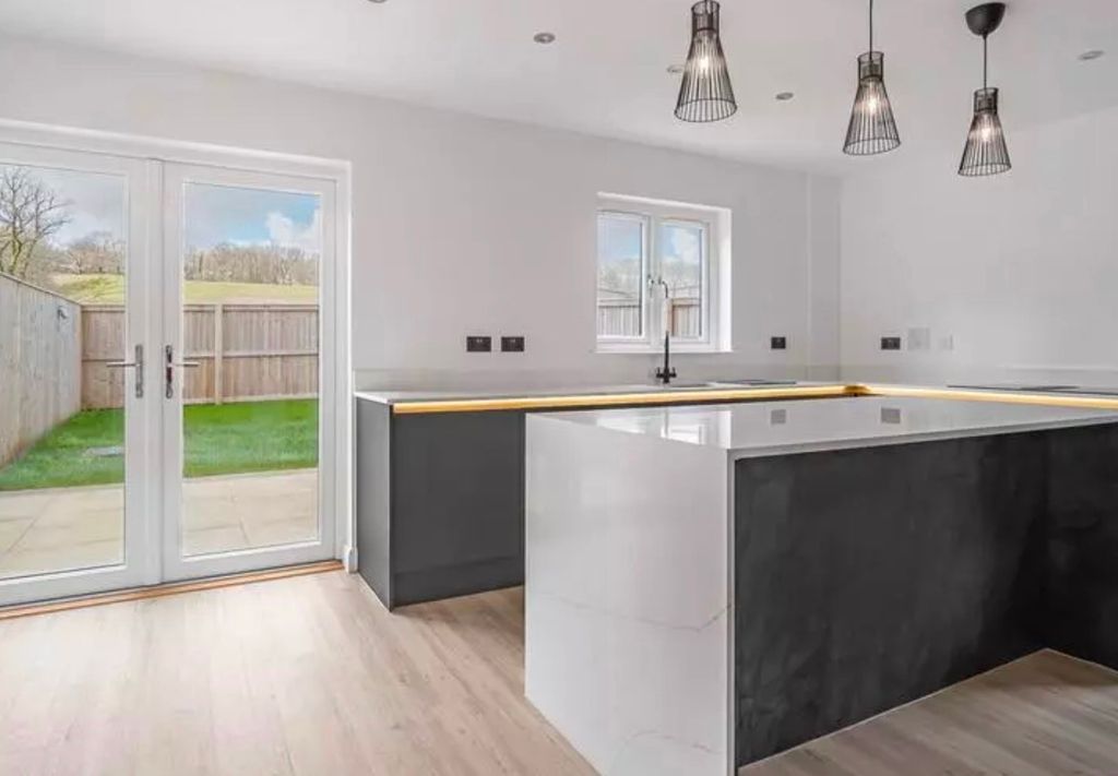 Additional image 5 of 3 bed semi-detached house to rentParc Bryn Y Groes, Ystradgynlais, Swansea SA9