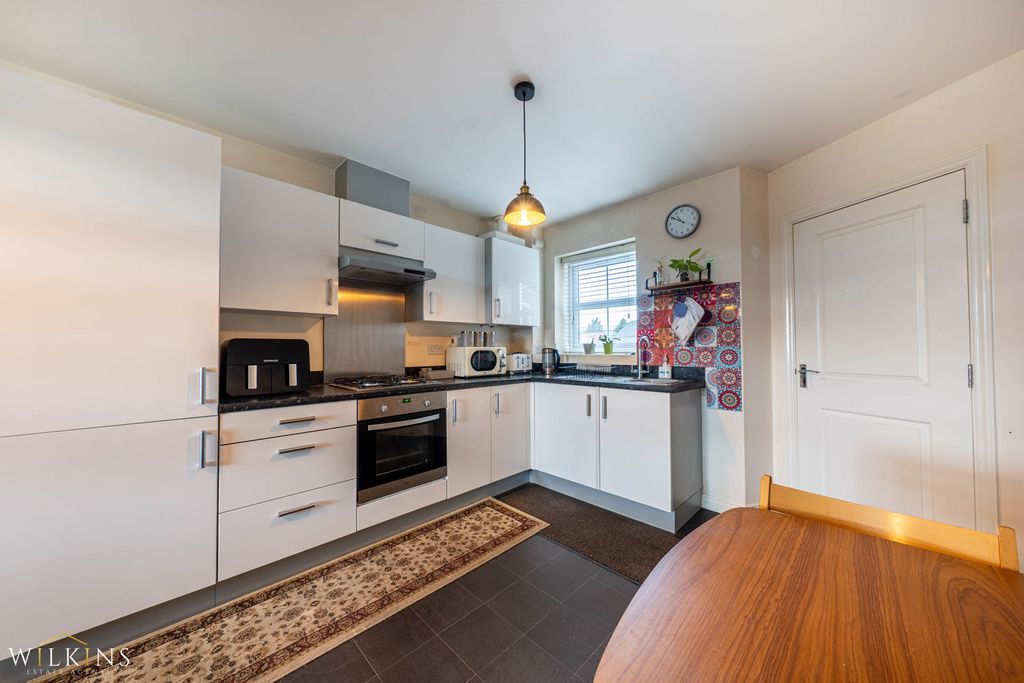 Additional image 3 of 2 bed flat to rentBrights Road, Nuneaton, Warwickshire CV10