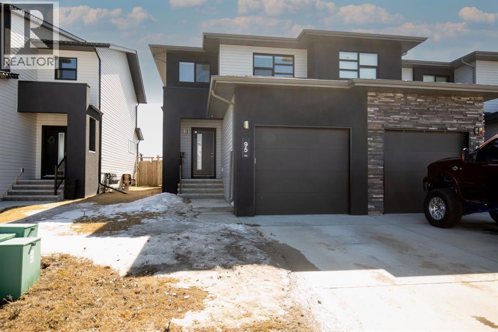 95 Palmer Circle