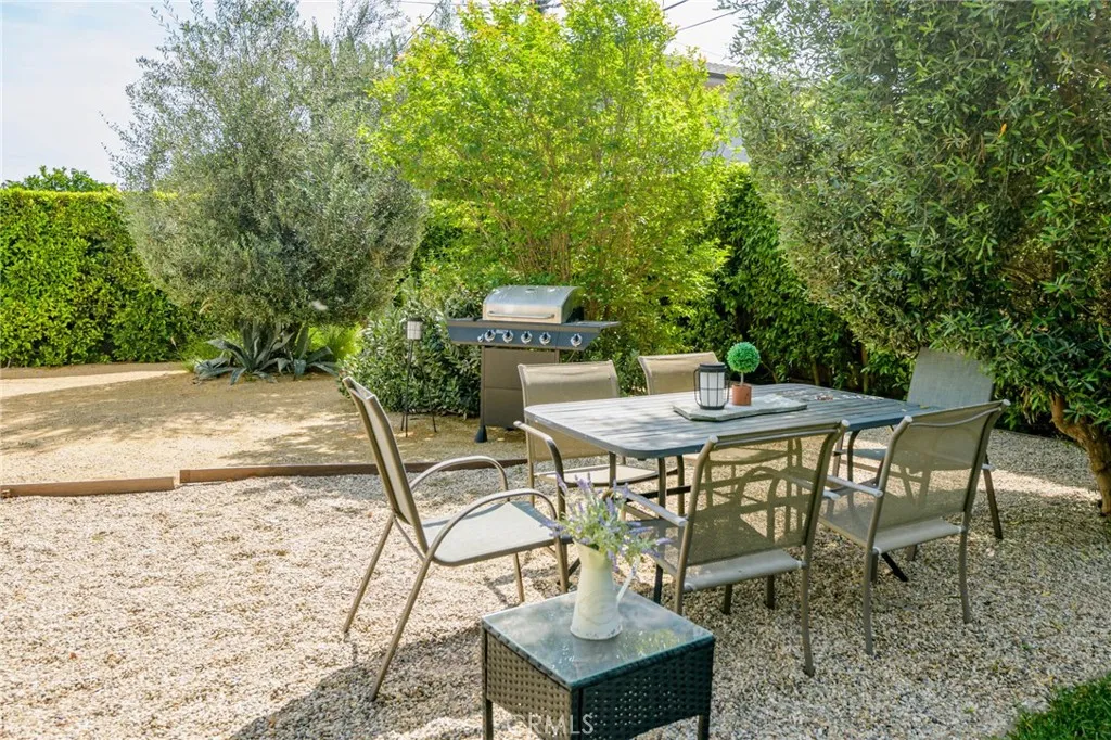 Additional image 31 of 17256 Lemay St, Lake Balboa, CA 91406