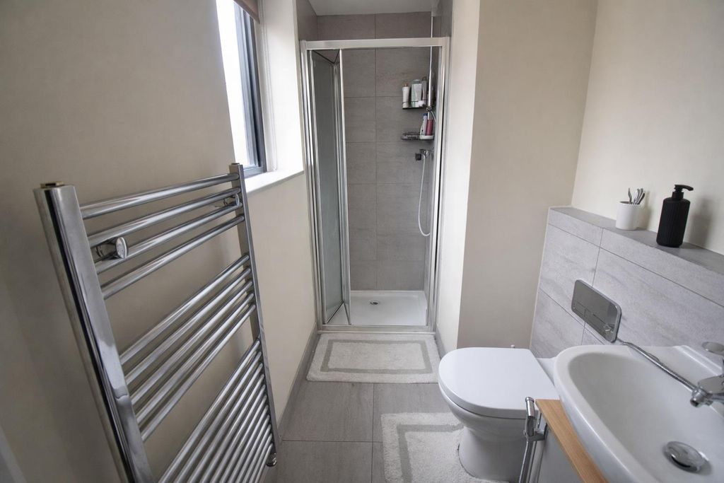 Additional image 4 of 2 bed flat for saleHigh Street, Portishead BS20