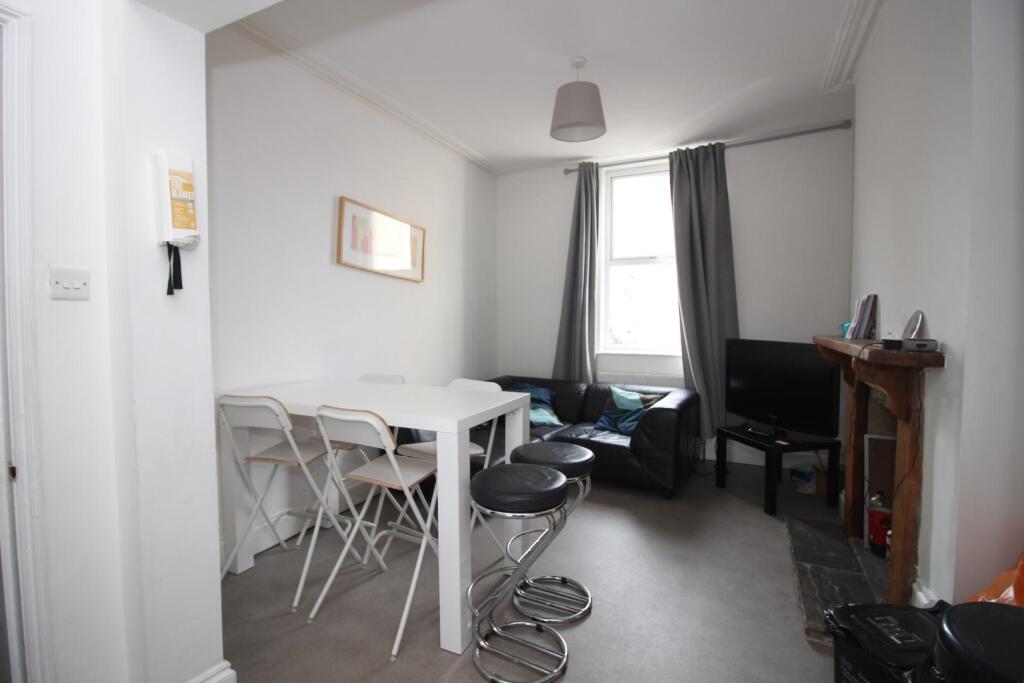 Stuart Place, Bath photo 5