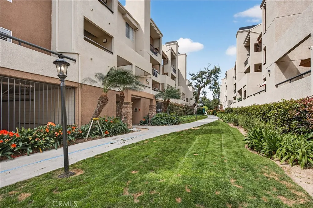 Additional image 78 of 5550 Owensmouth Ave Unit 123, Woodland Hills, CA 91367