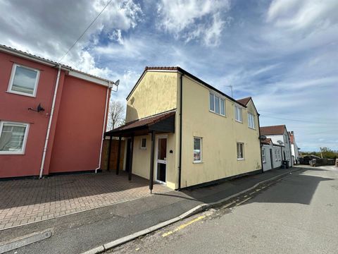 Chestnut Road, Downend BS16