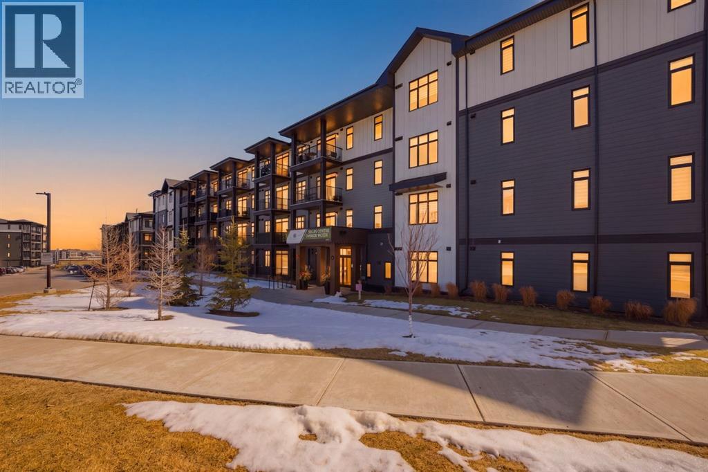 315, 10 Sage Hill Walk NW