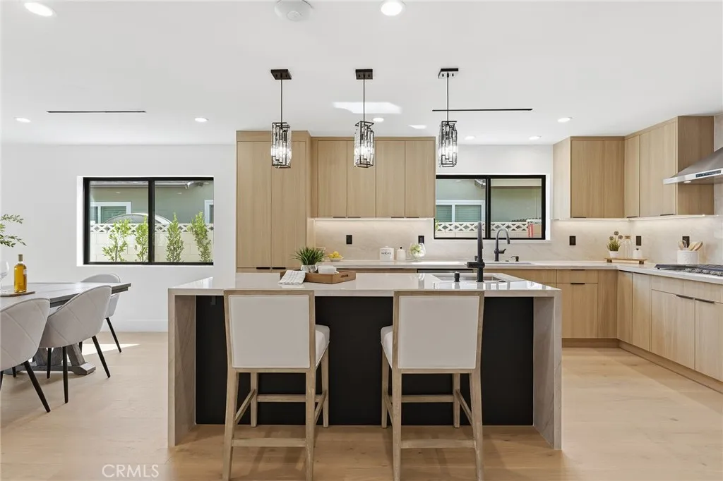 Additional image 12 of 23463 Sylvan Street, Woodland Hills, CA 91367