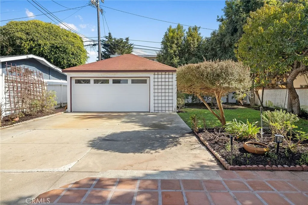 Additional image 38 of 704 Elvira Avenue, Redondo Beach, CA 90277