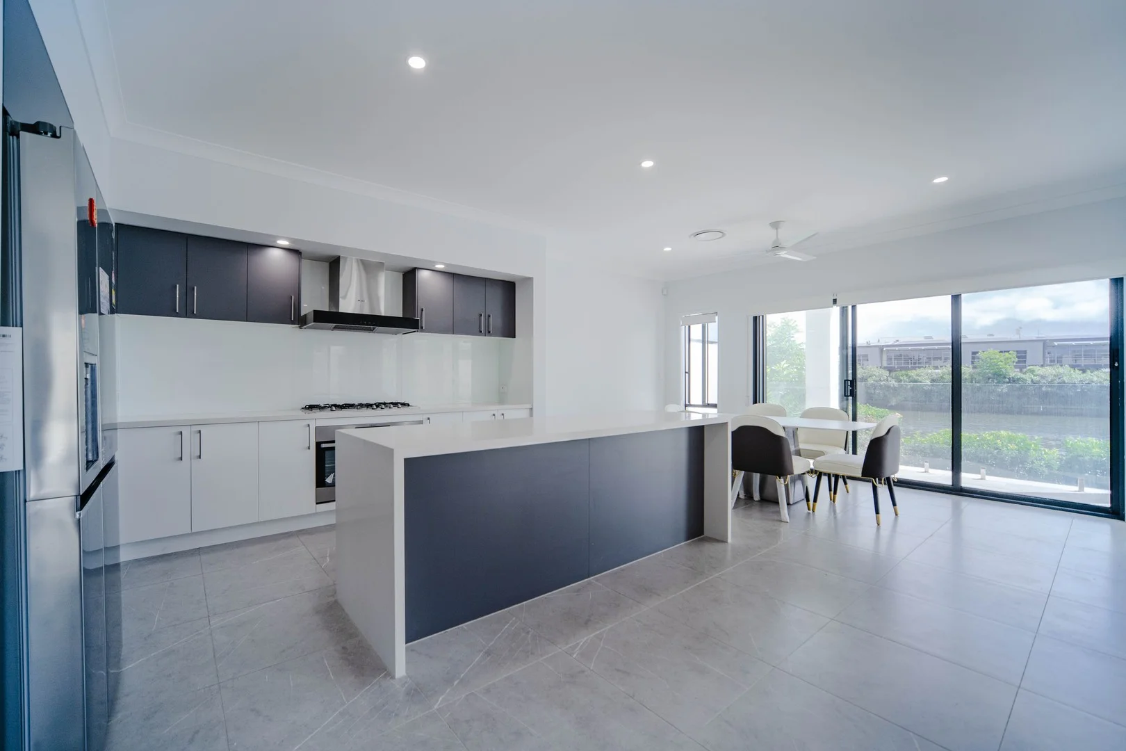 Additional image 2 of 5028 Harbourview Drive, Hope Island QLD 4212