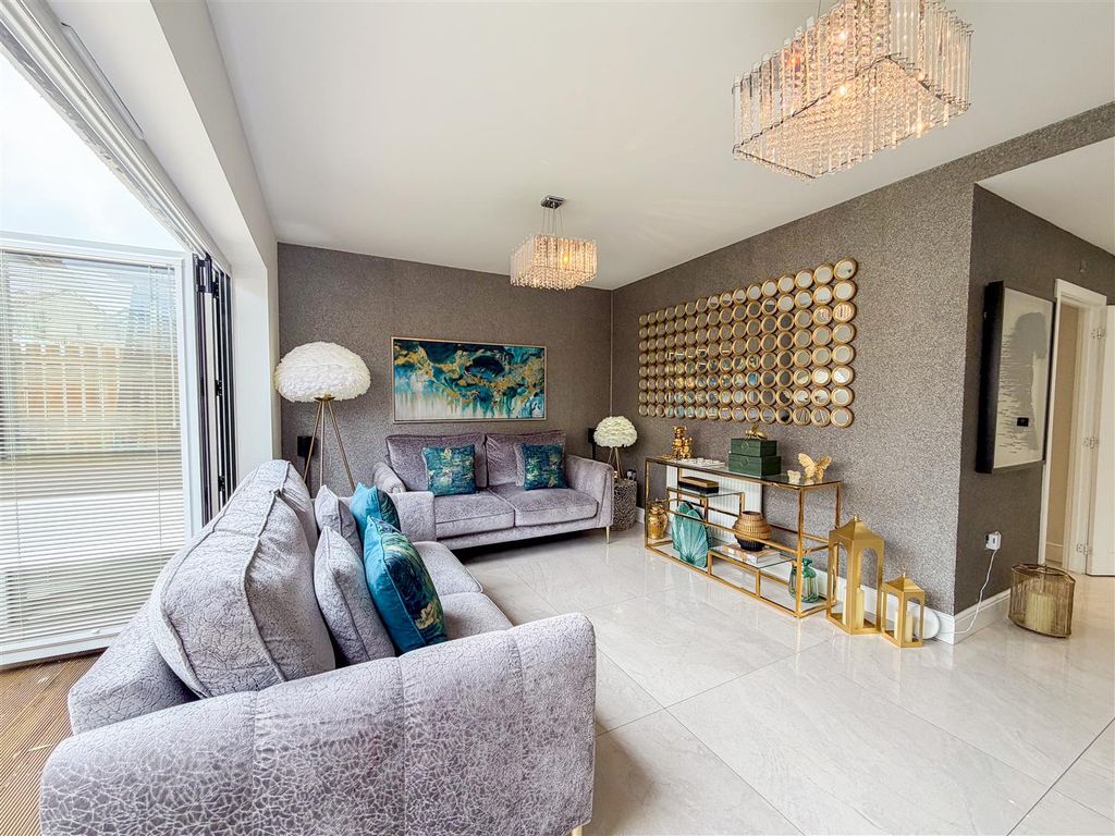 Additional image 6 of 4 bed detached house for saleKiln Drive, Stewarton, Kilmarnock KA3