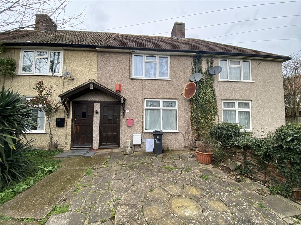 Additional image 10 of 2 bed terraced house to rentLangley Crescent, Dagenham RM9
