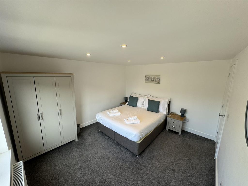 Additional image 9 of 4 bed semi-detached house to rentAlexandra Place, St. Ives TR26