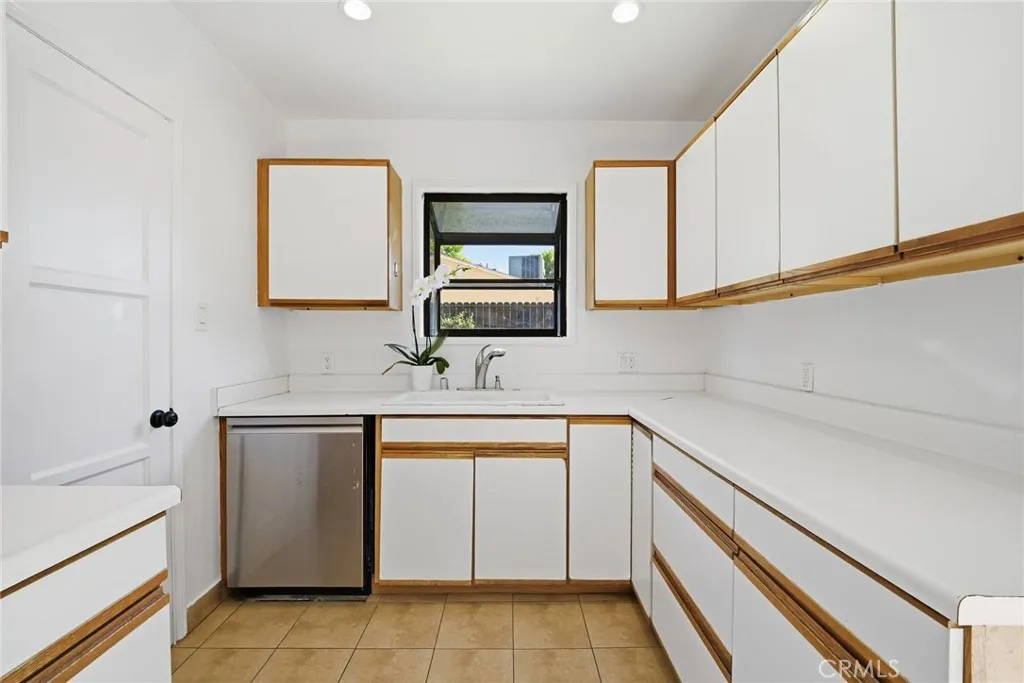 Additional image 9 of 18228 Keswick St, Reseda, CA 91335