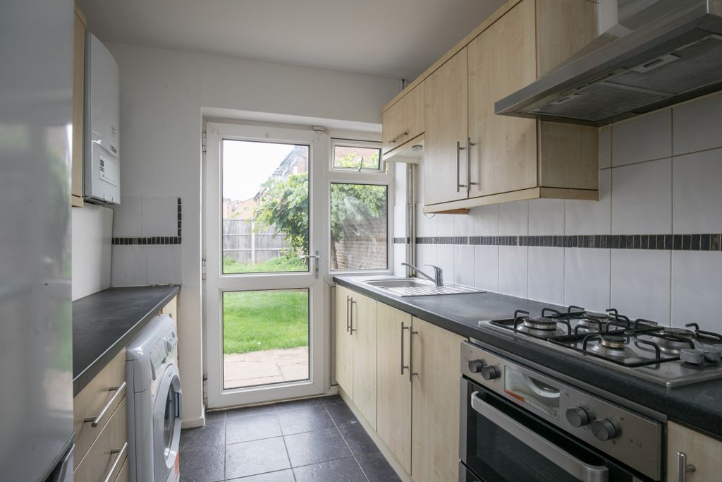 Additional image 22 of 3 bed terraced house to rentPalmers Close, Maidenhead SL6