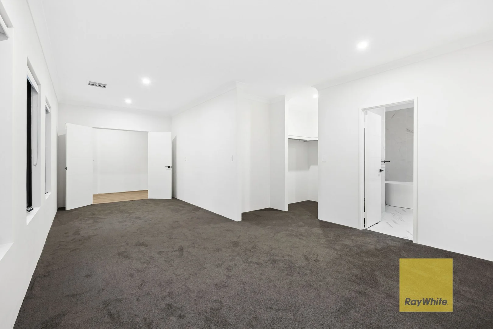 Additional image 11 of 5 - 5A Sampson Close, Kalamunda WA 6076