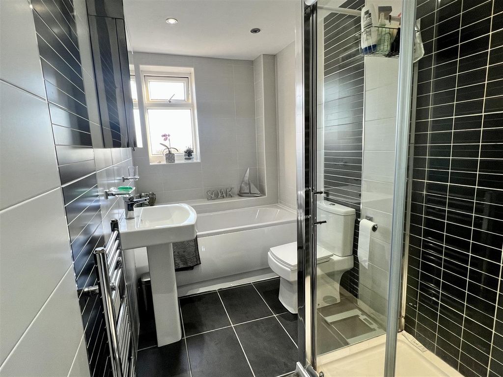 Additional image 11 of 3 bed semi-detached house for saleSandfield Close, Market Weighton YO43