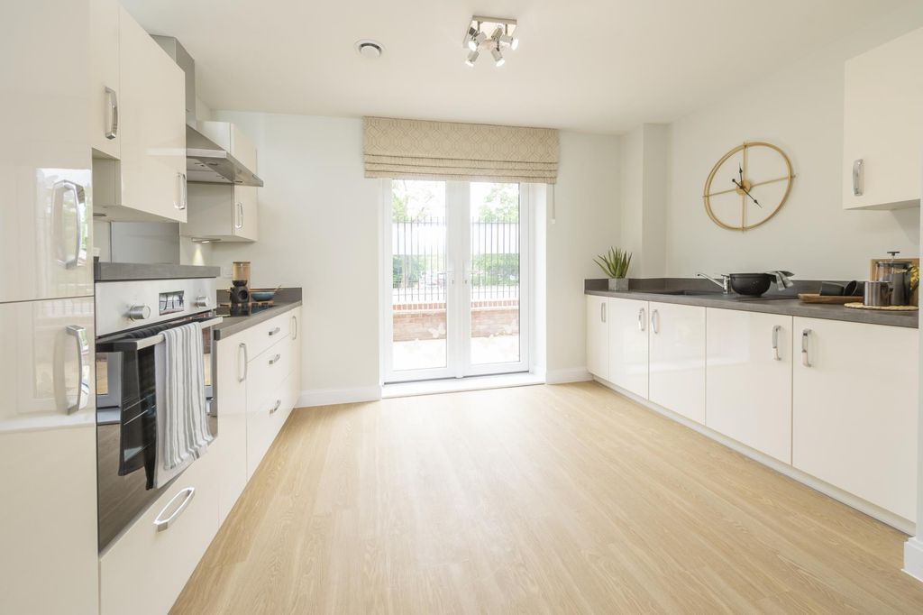 Additional image 3 of 2 bed flat to rentChurch Street, Nuneaton CV11
