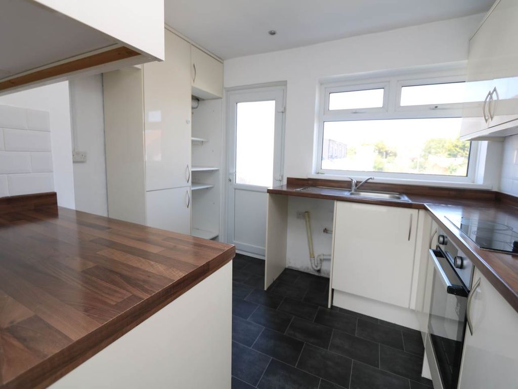 Additional image 9 of 2 bed maisonette to rentCastle Road, Rhoose, Vale Of Glamorgan CF62