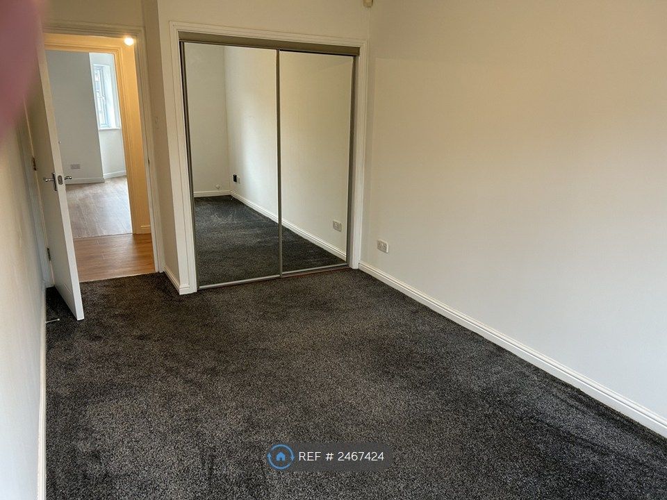 Additional image 11 of 2 bed flat to rentWest Street, Paisley PA1