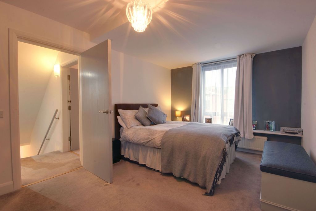 Additional image 11 of 3 bed terraced house to rentLord Roberts Road, Beverley HU17