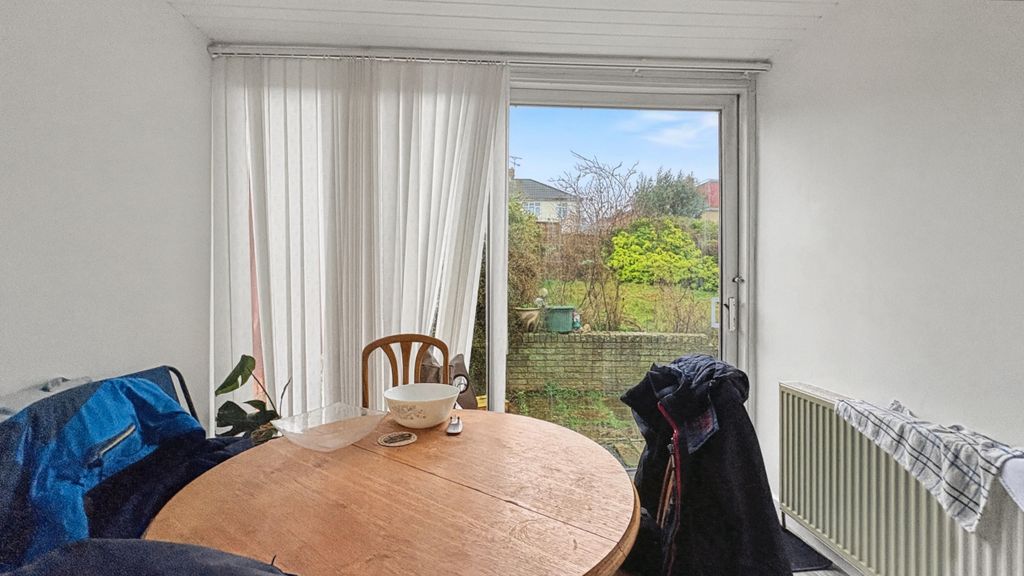 Additional image 2 of 4 bed semi-detached house to rentHeadford Avenue, Bristol, Bristol, 8Pf, Gb BS5