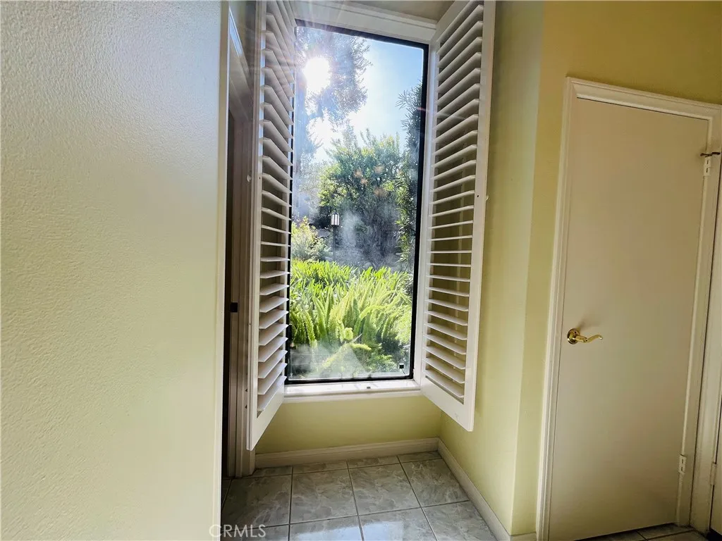 Additional image 8 of 21801 Burbank Blvd Unit 83, Woodland Hills, CA 91367