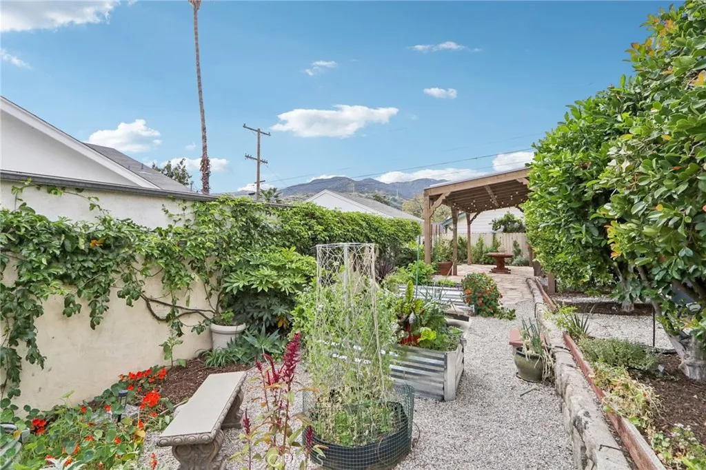 Additional image 38 of 1620 Broadview Drive, Glendale, CA 91208