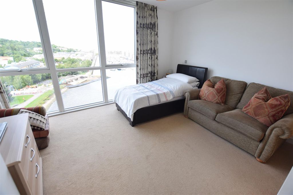 Additional image 9 of 2 bed flat for saleThe Mirage, Portishead BS20