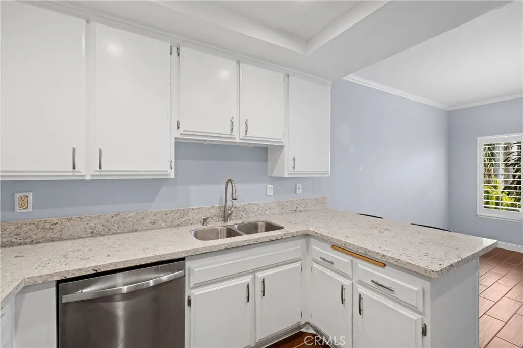 Additional image 12 of 10831 Roycroft St Unit 9, Sun Valley, CA 91352