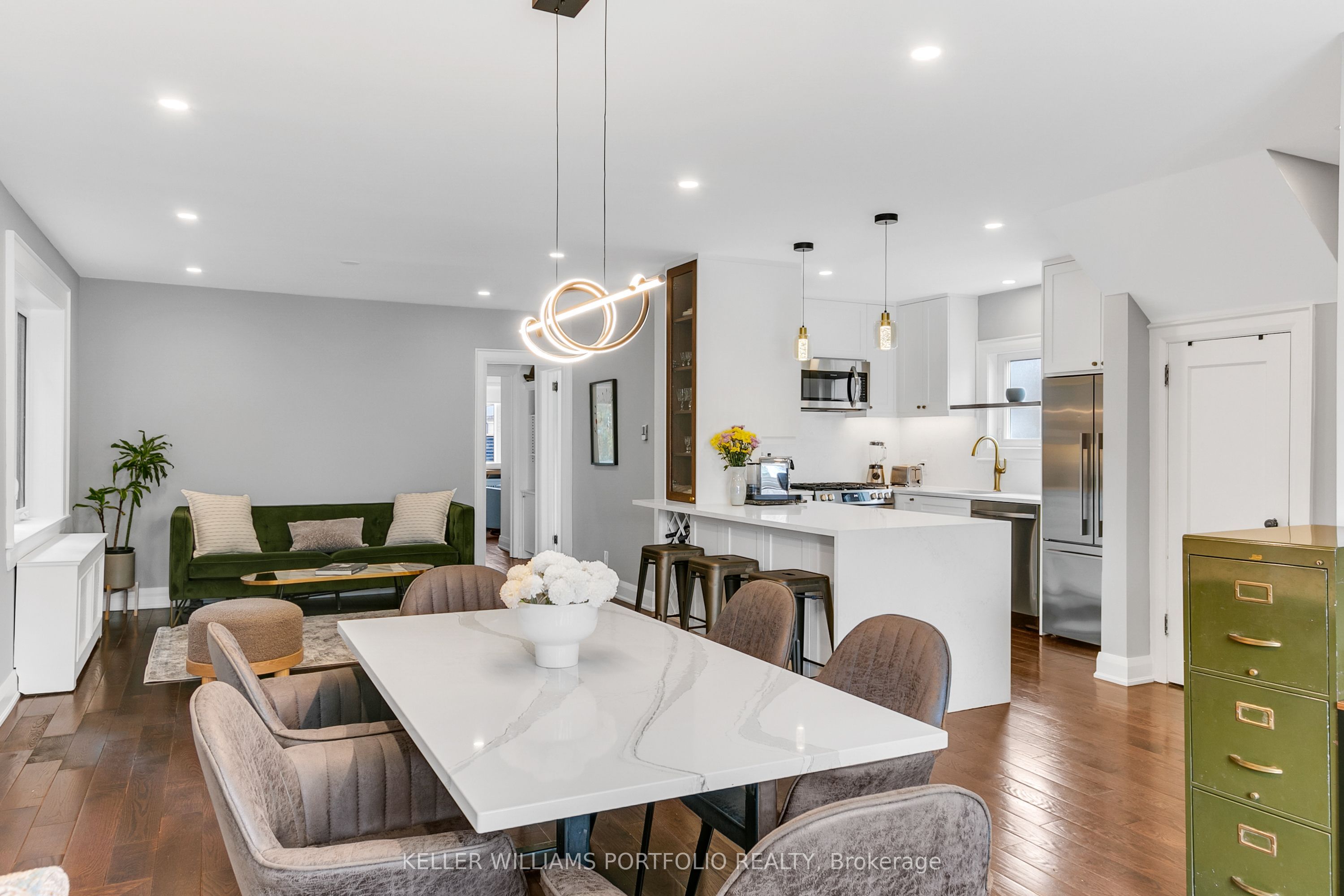 229 Manor Road E, Toronto, ON, M4S 1R9 photo 4