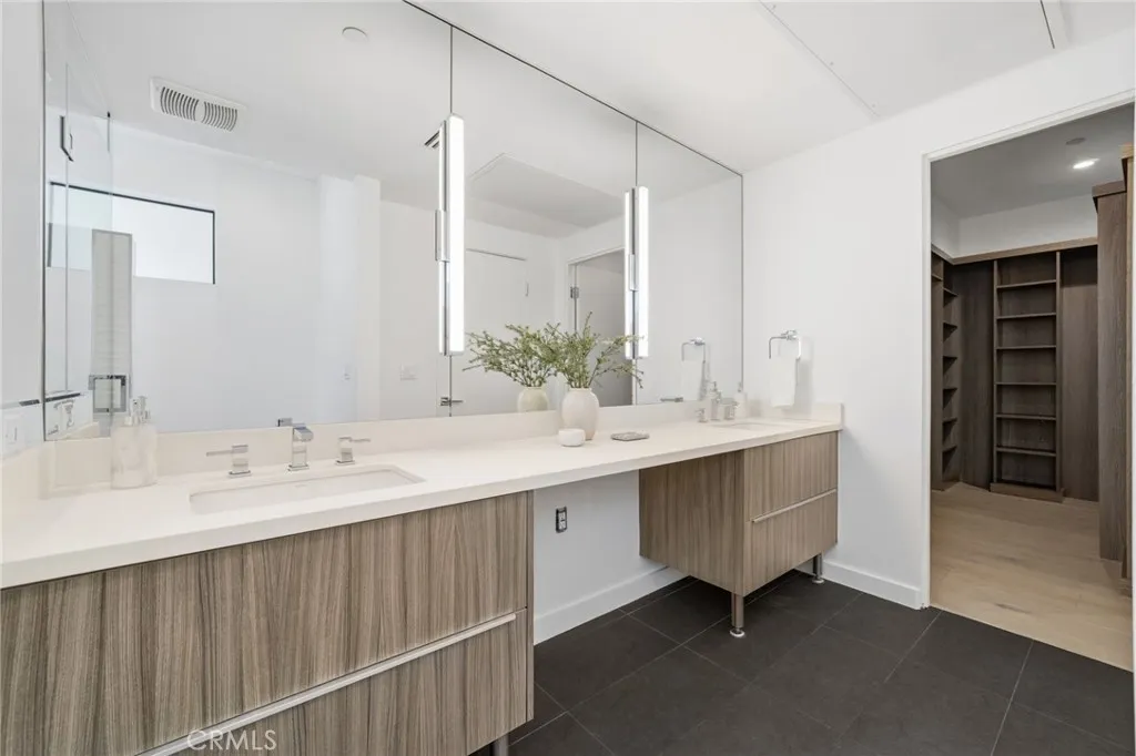 Additional image 63 of 5153 W Redondo Court, Los Angeles, CA 90019