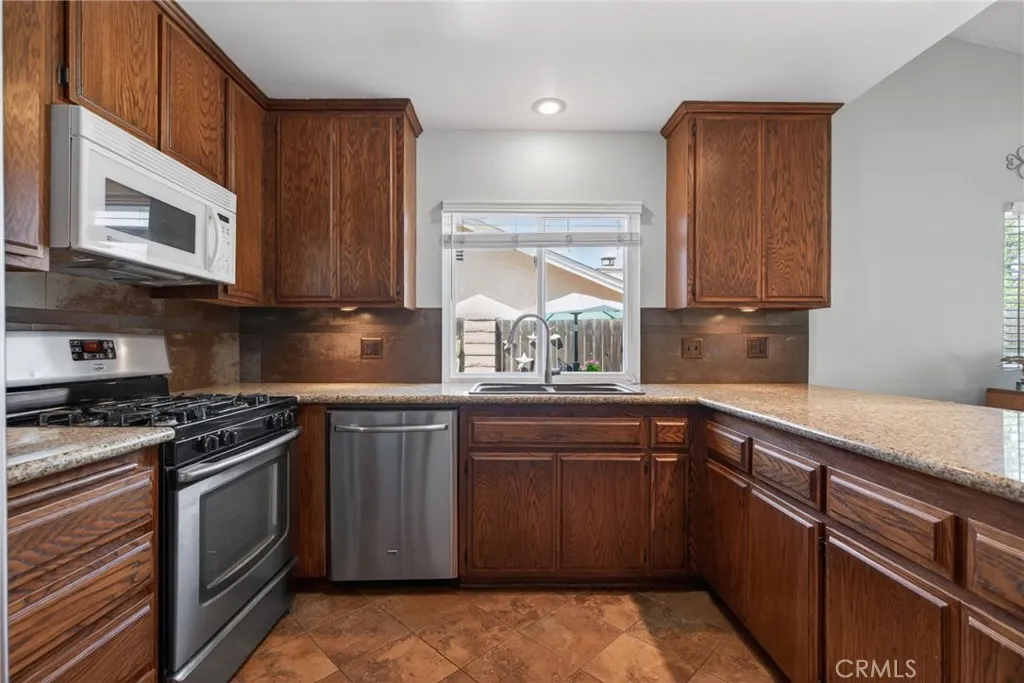 Additional image 17 of 3243 Saratoga St, Riverside, CA 92503