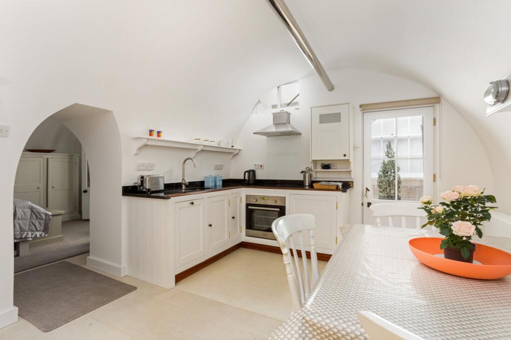 Sydney Place Bath BA2 photo 2