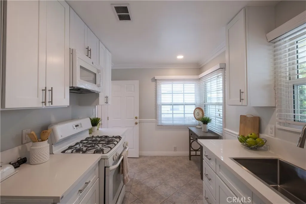 Additional image 11 of 5813 Fanwood Ave, Lakewood, CA 90713