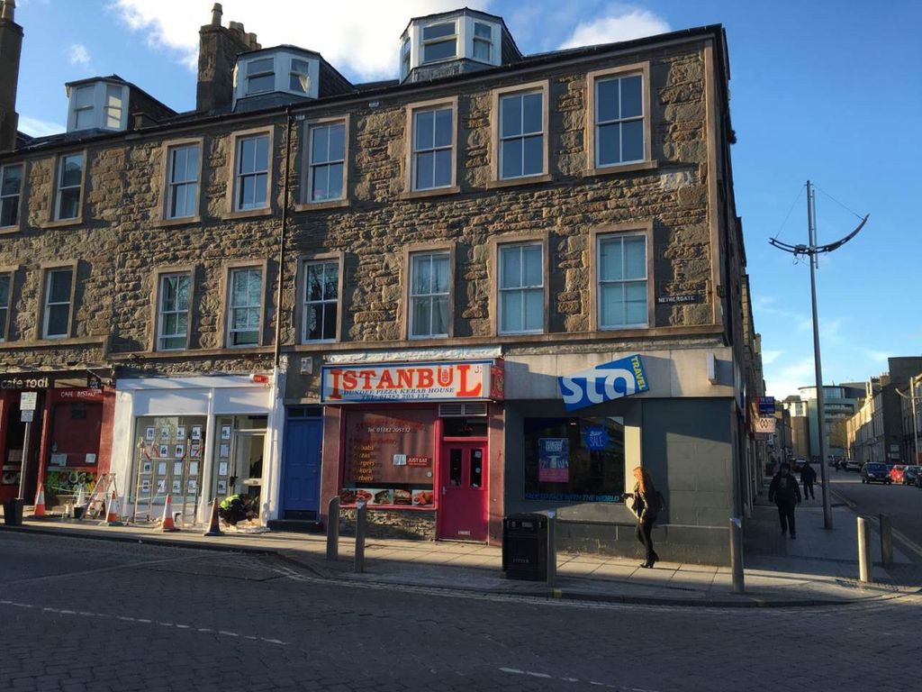 4 bed flat to rent119 1/2 Nethergate, Dundee DD1